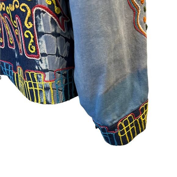 Madison Studio, Blue, Aztec Embroidery Button Top, Women's L - Picture 14 of 15